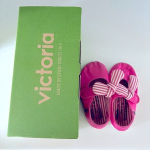 Victoria Brand Toddle shoes. Perfect for Spring/Summer!